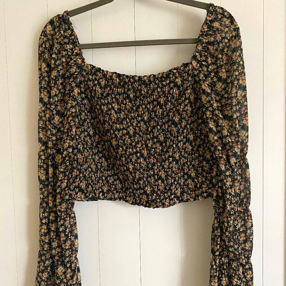 Wild Fable Boho Top Smocked Floral Print with Puff Sleeves - Picture 1 of 4